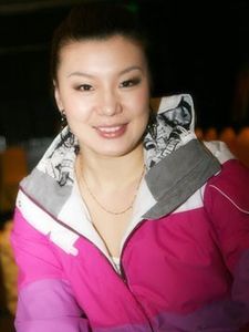 周雅菲.jpg